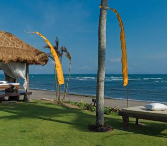Villa Taman Ahimsa Beachfront Massage Bale
