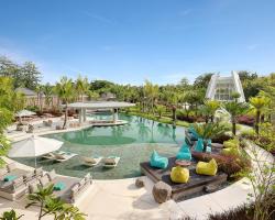 Cross Bali Breakers Resort view