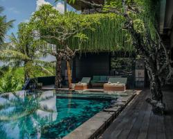 Villa Mana Lounge Poolside Bali Villa Wedding